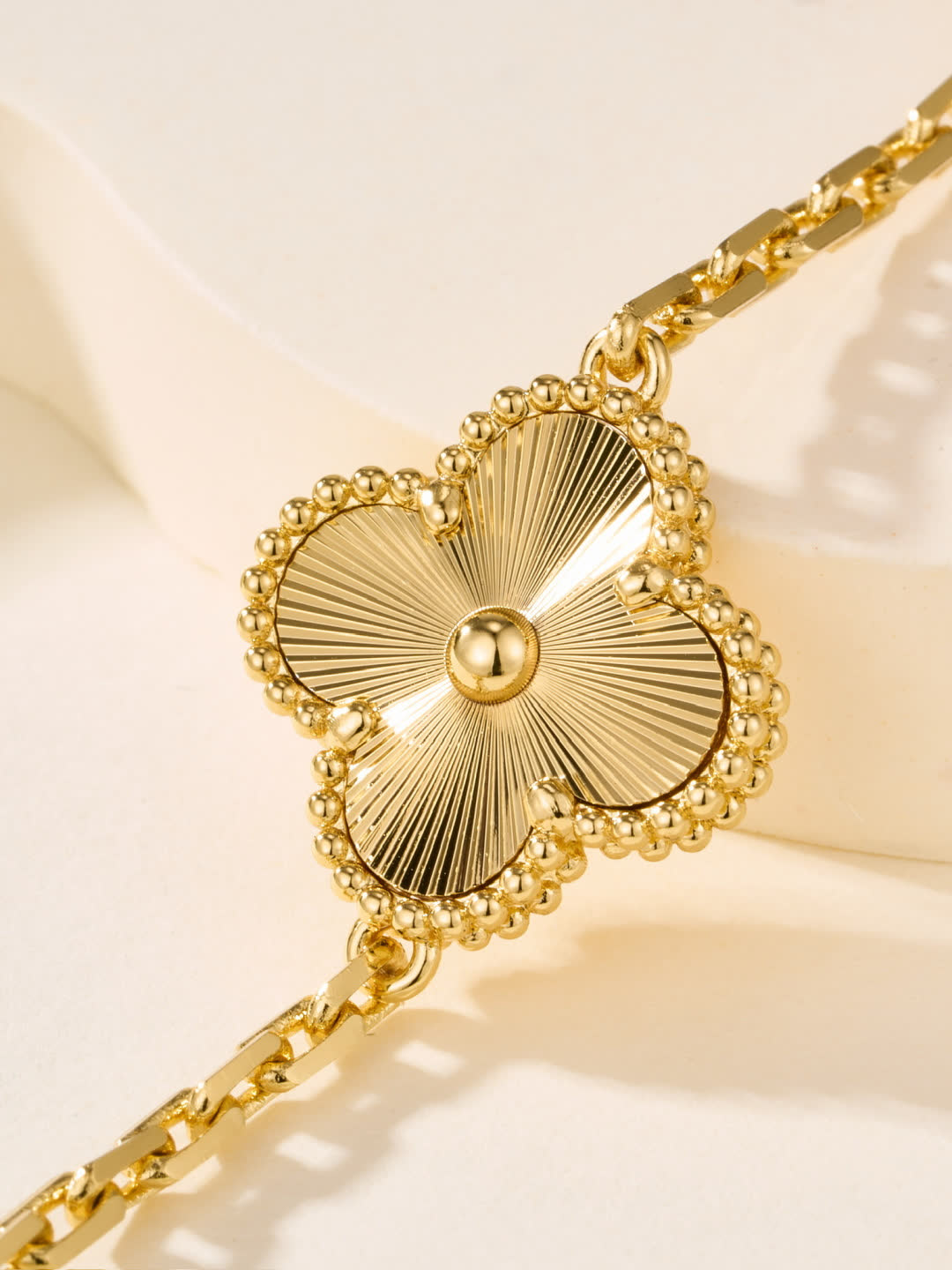 Van Cleef & Arpels Alhambra Bracelet